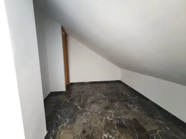 Maisonette zum Verkauf in Valencia mit Klimaanlage, Heizung und Terrasse