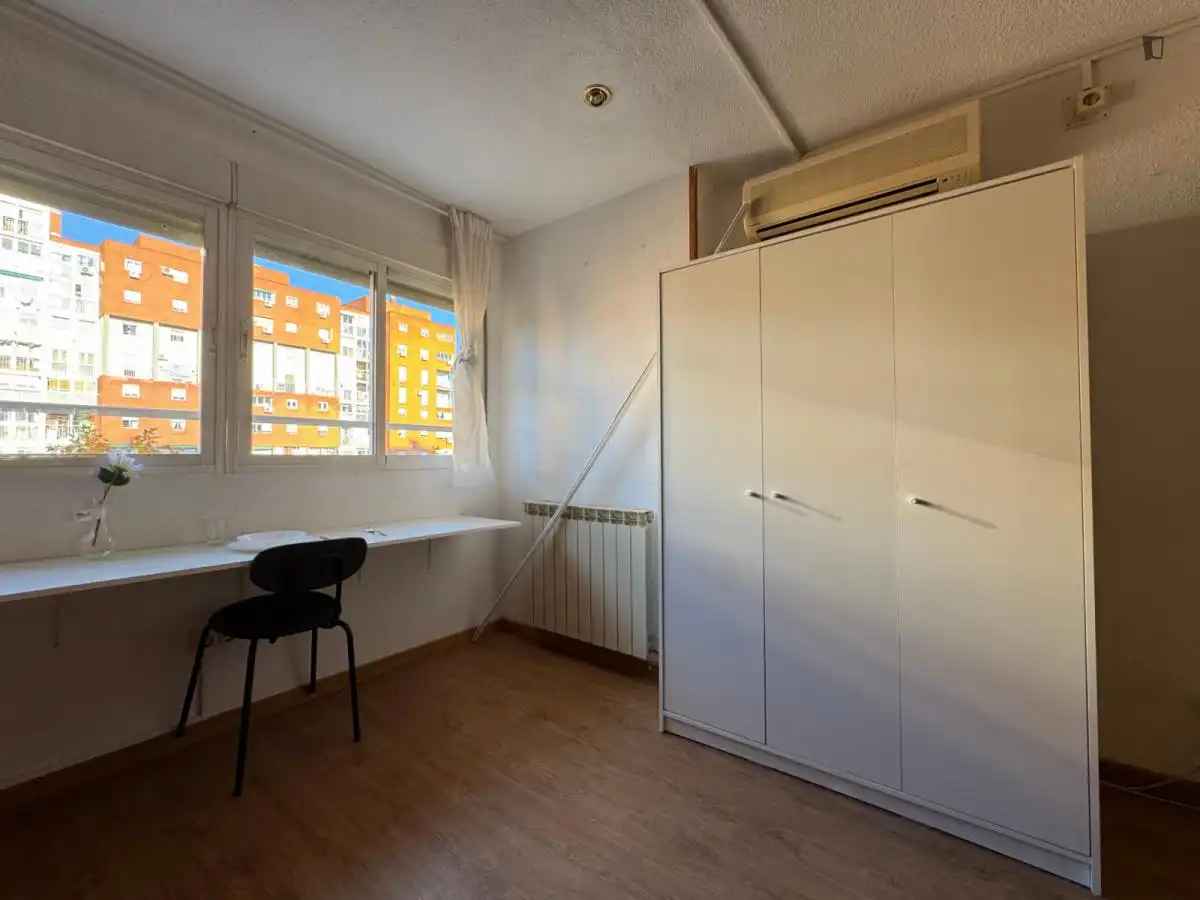 Habitación en Palomeras Sureste