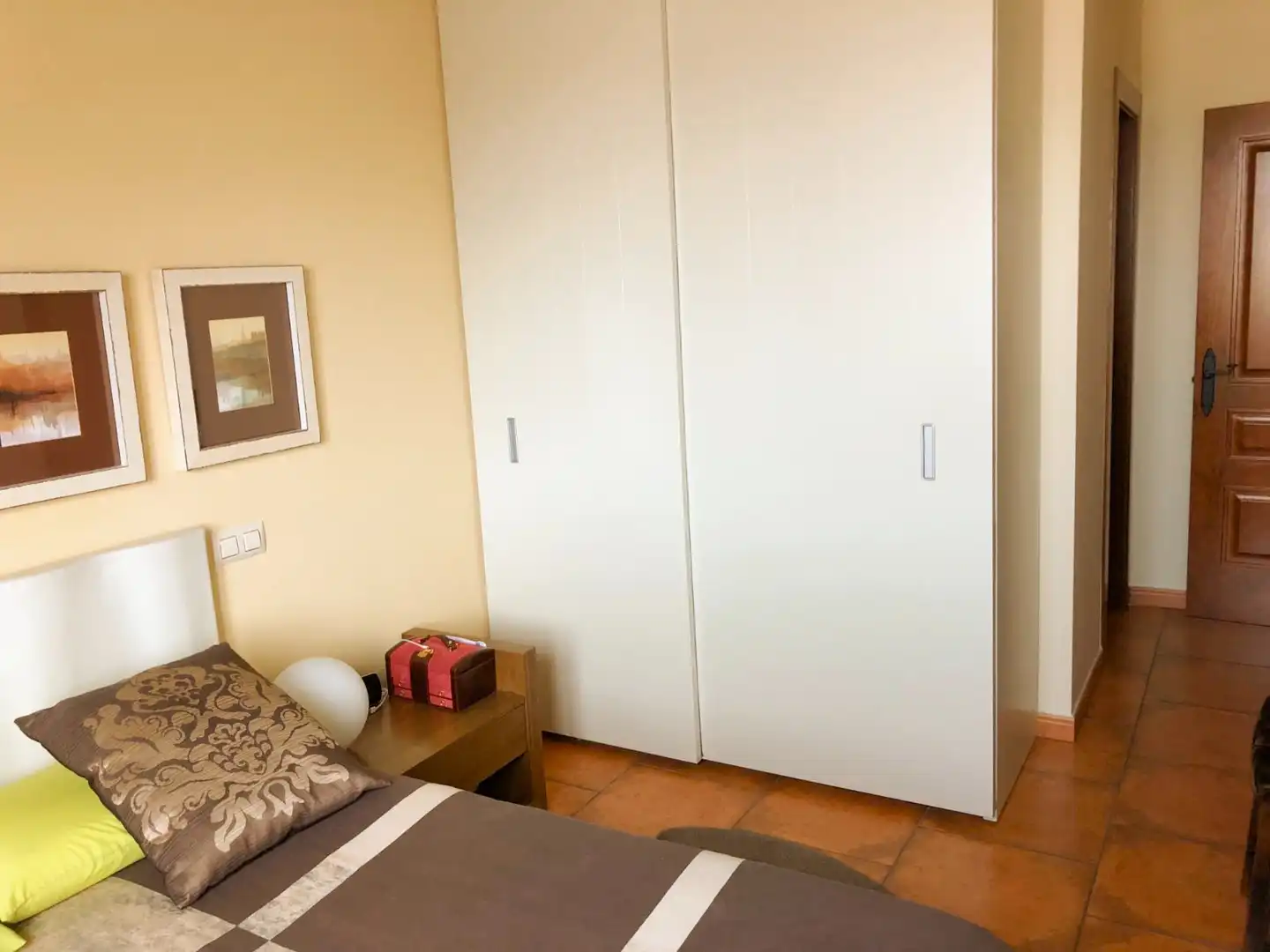 Dormitori de Casa o xalet en venda en Grijota amb Calefacció, Jardí privat i Traster