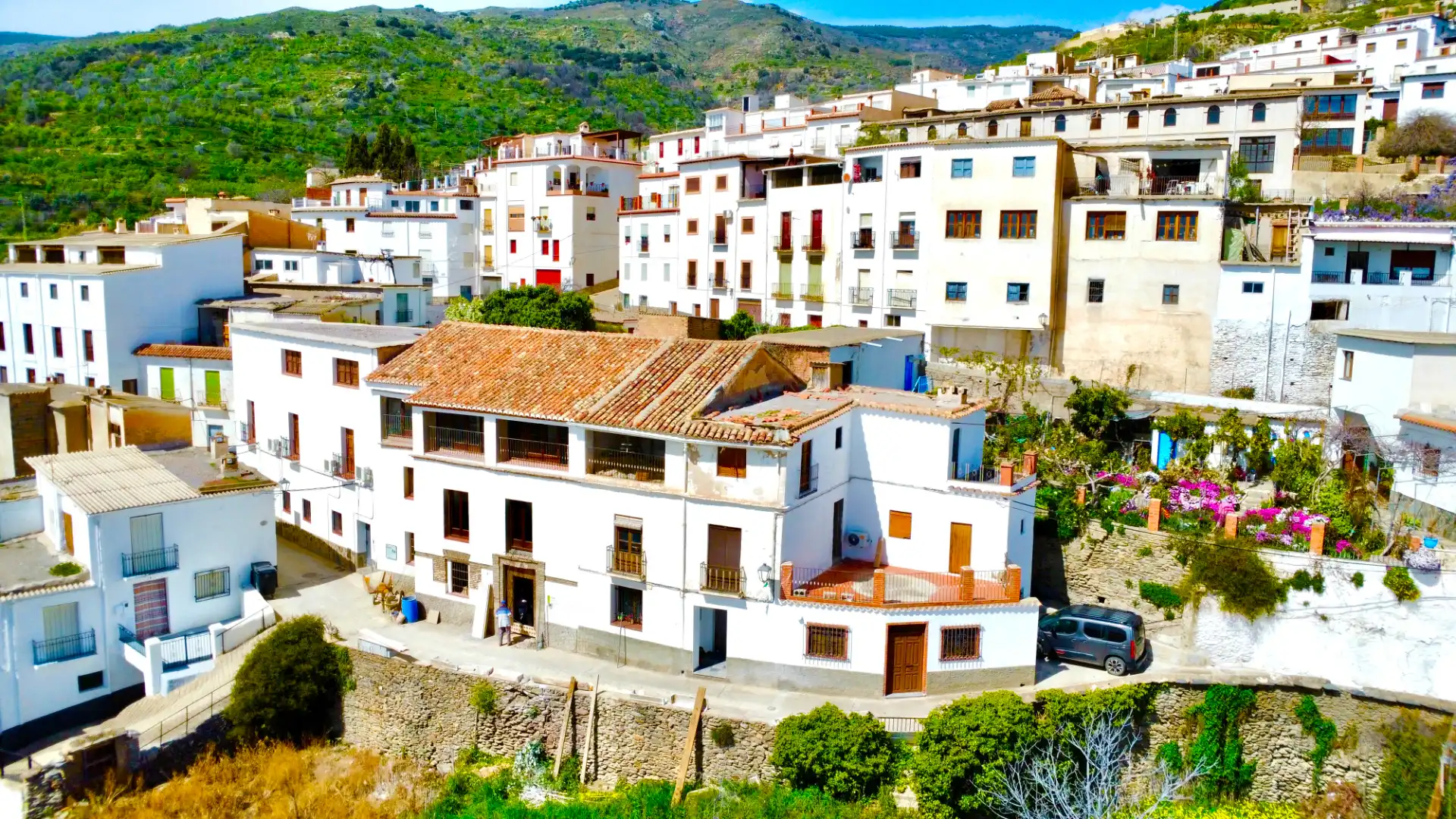 Vista exterior de Casa o xalet en venda en Válor amb Aire condicionat, Calefacció i Terrassa