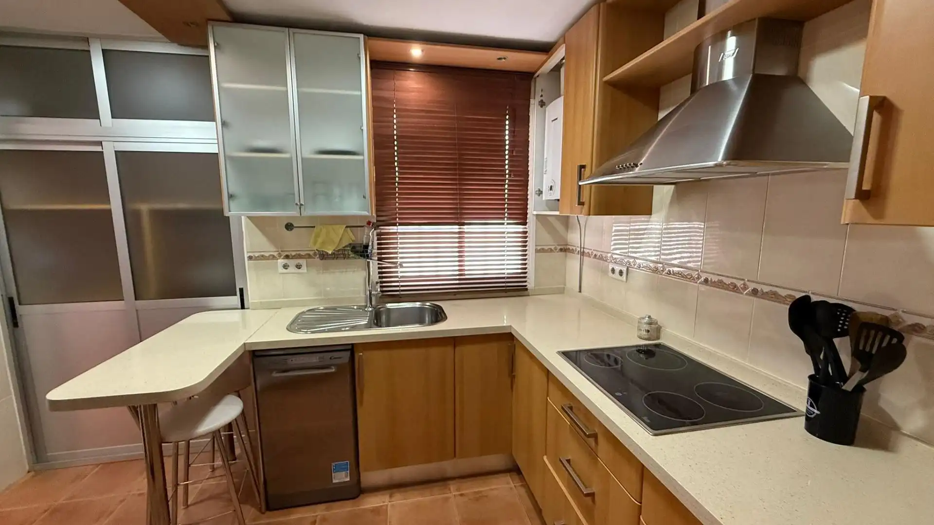 Cocina de Piso de alquiler en Sevilla con Aire acondicionado y Terraza