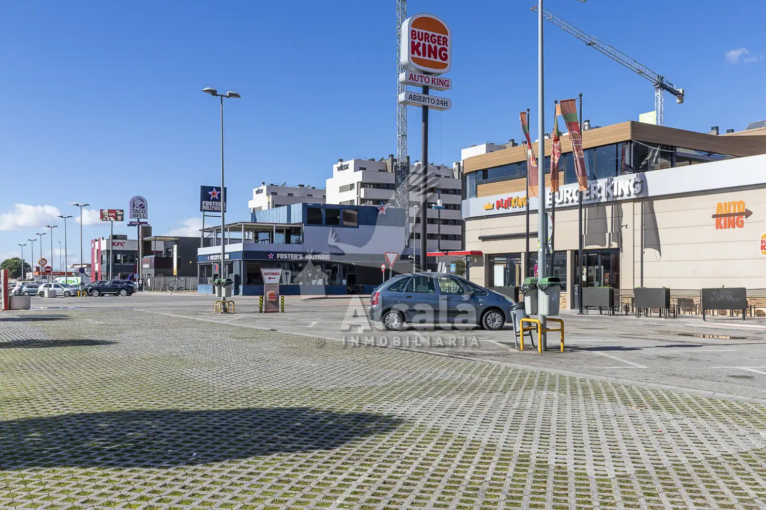 Vista exterior de Pis en venda en Alcalá de Henares amb Aire condicionat, Calefacció i Terrassa