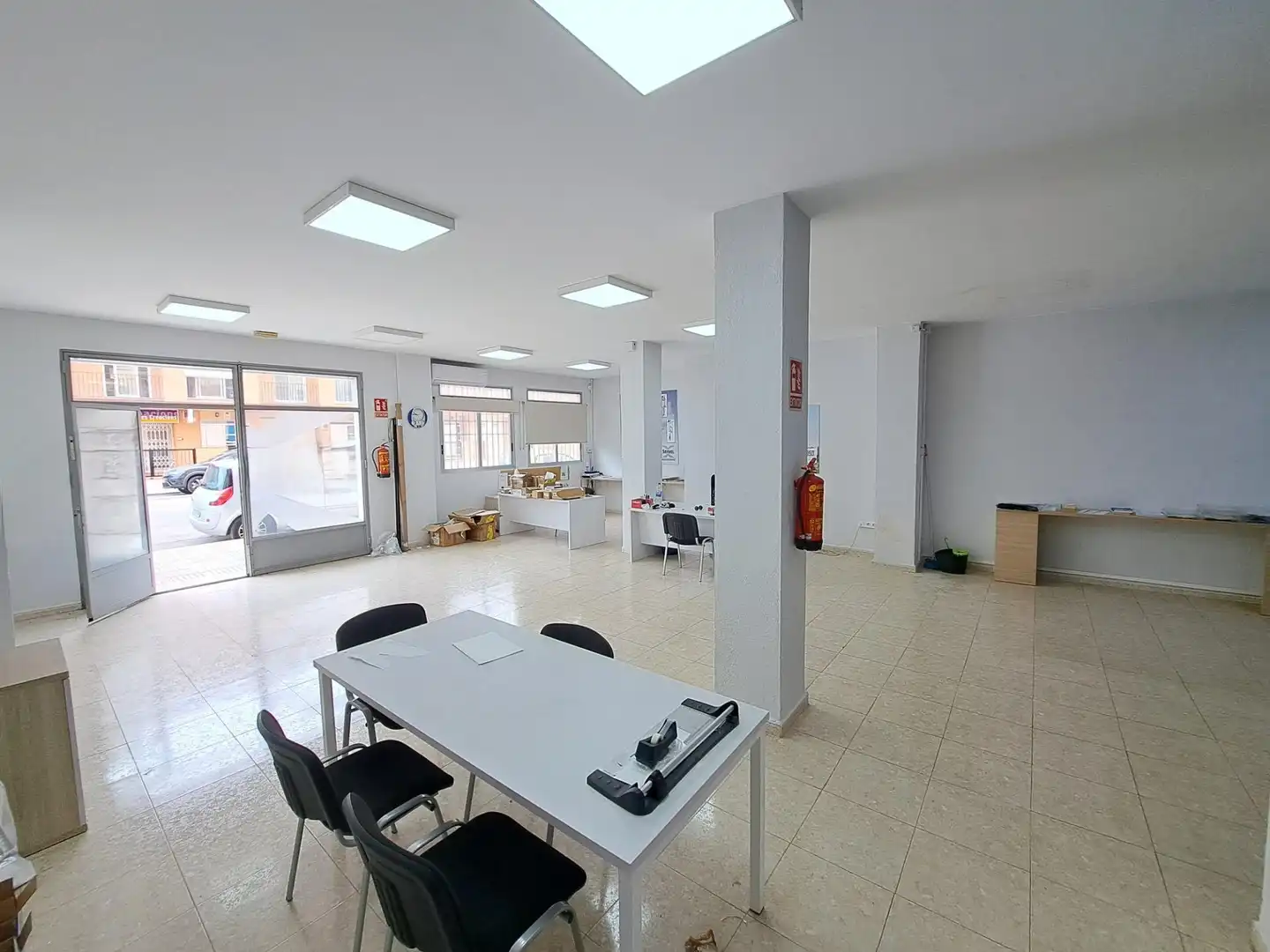 Business premises for sale in Avenida Maestra Josefina Fernández, imagen 8