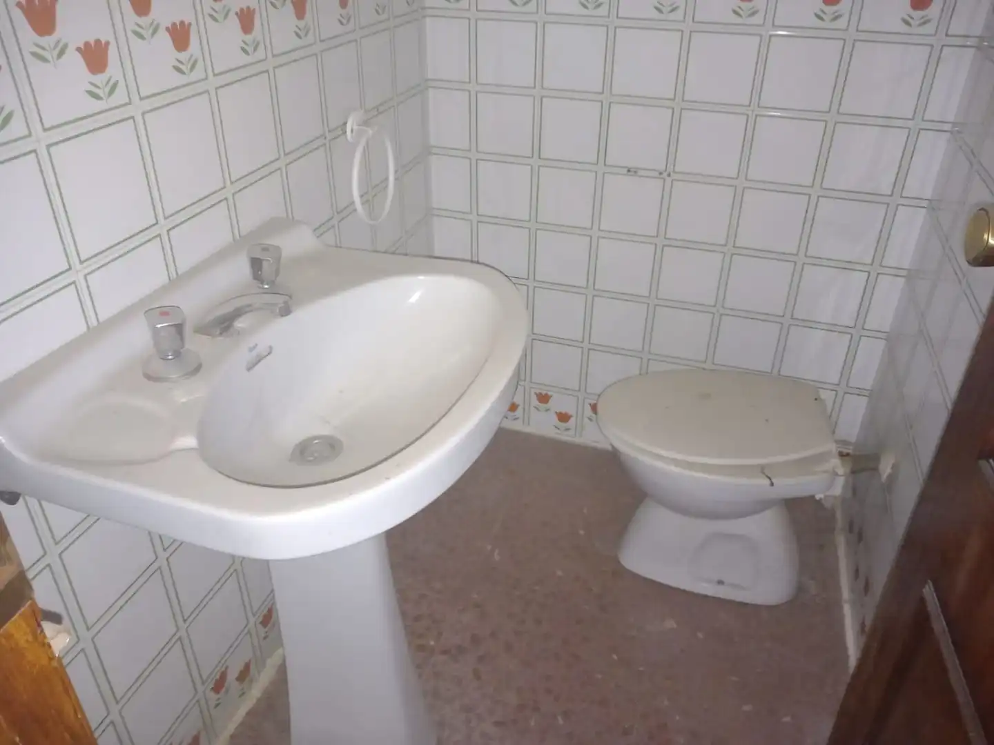Bany de Pis en venda en Arjona amb Terrassa i Balcó