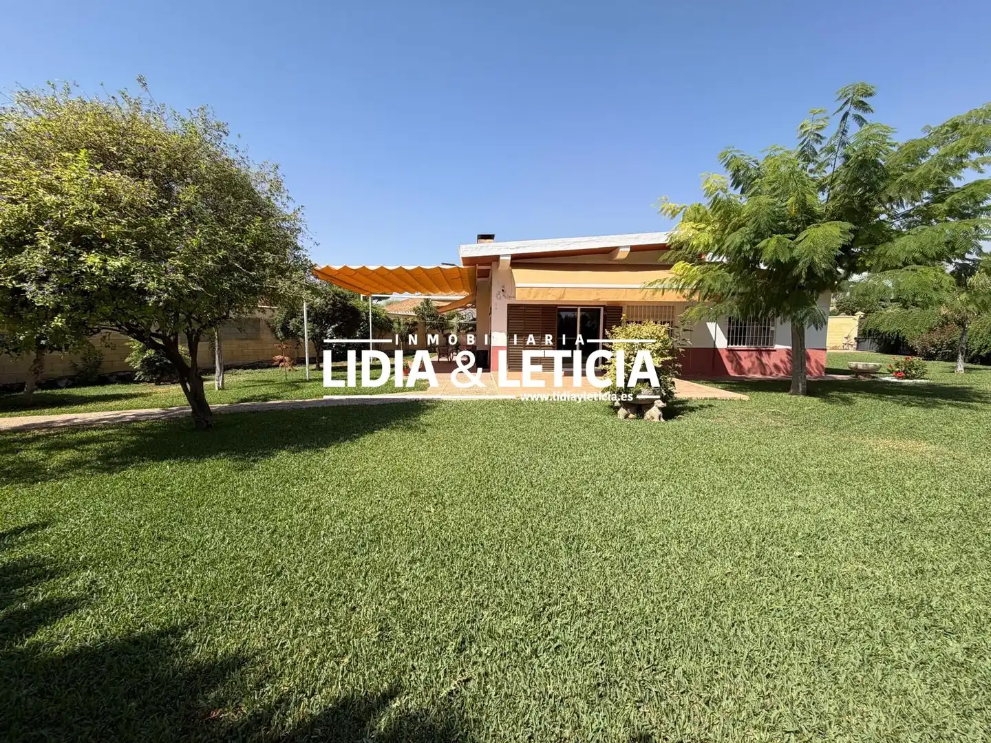Xalet amb piscina en venda a Mairena del Alcor, imagen 2