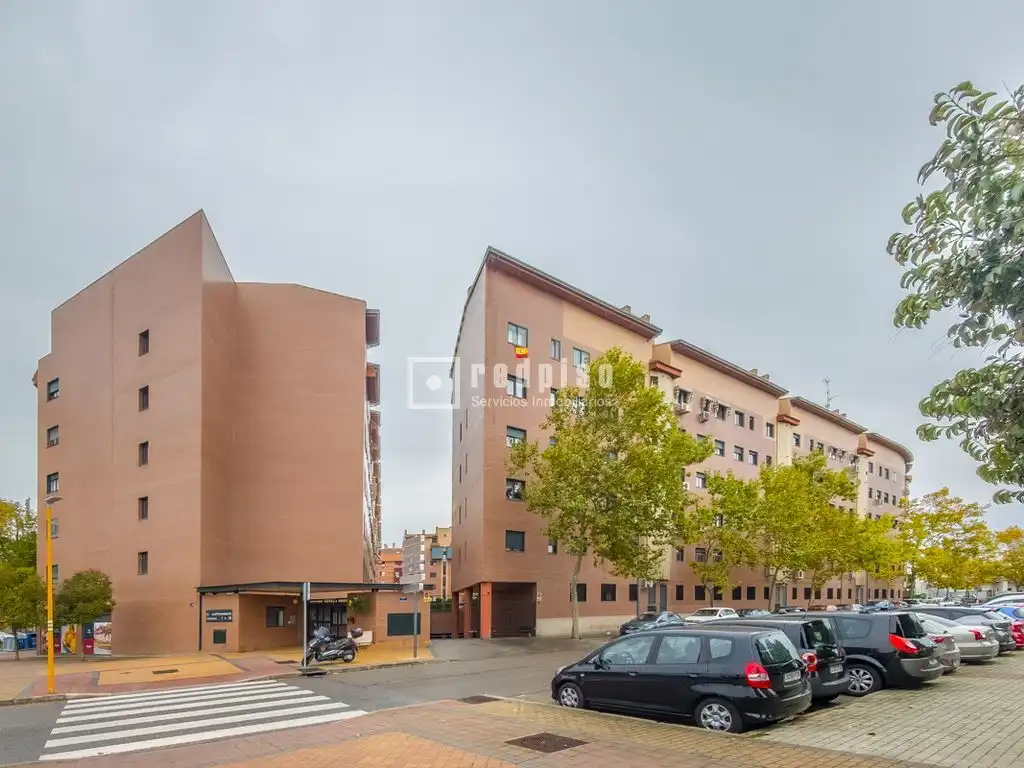 Flat for sale in Parque Oeste - Fuente Cisneros