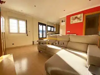 Sala d'estar de Pis de lloguer en Donostia - San Sebastián  amb Calefacció i Moblat