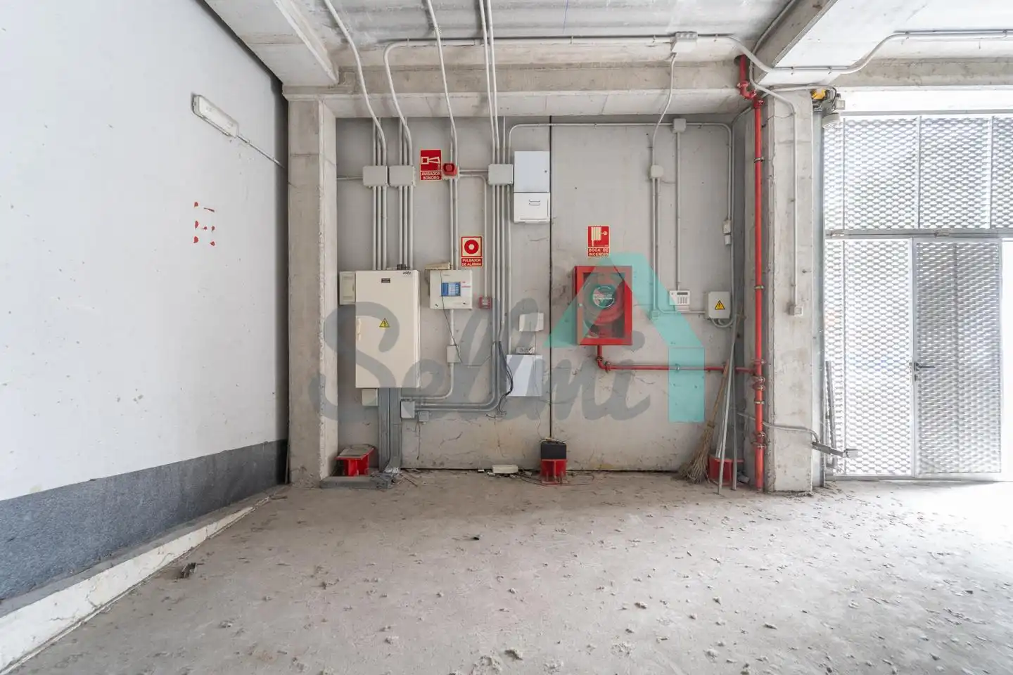 Nave industrial en venta en Oviedo 