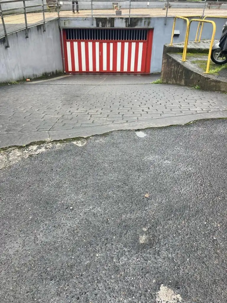 VENTA APLAZADA.Plaza de Garaje en Basauri, imatge 2