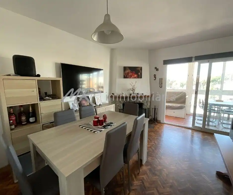 Sala d'estar de Àtic en venda en Gavà amb Aire condicionat, Calefacció i Jardí privat