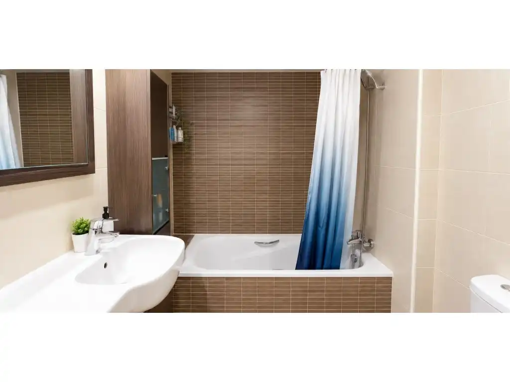 Bathroom of Duplexes for sale in L'Estartit Poble