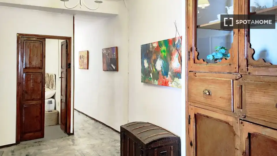 Flat for rent in Bolbaite  with Air Conditioner, Heating and Furnished