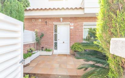 Jardí de Casa adosada en venda en Calafell amb Calefacció, Jardí privat i Terrassa