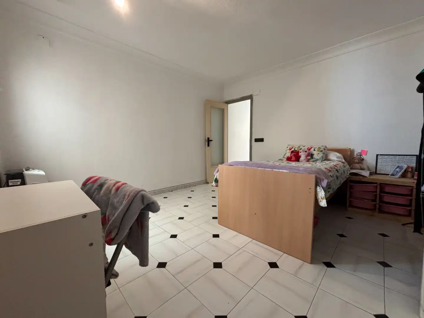 Habitación de Piso en venta en Castellón de la Plana / Castelló de la Plana con Trastero, Amueblado y Horno