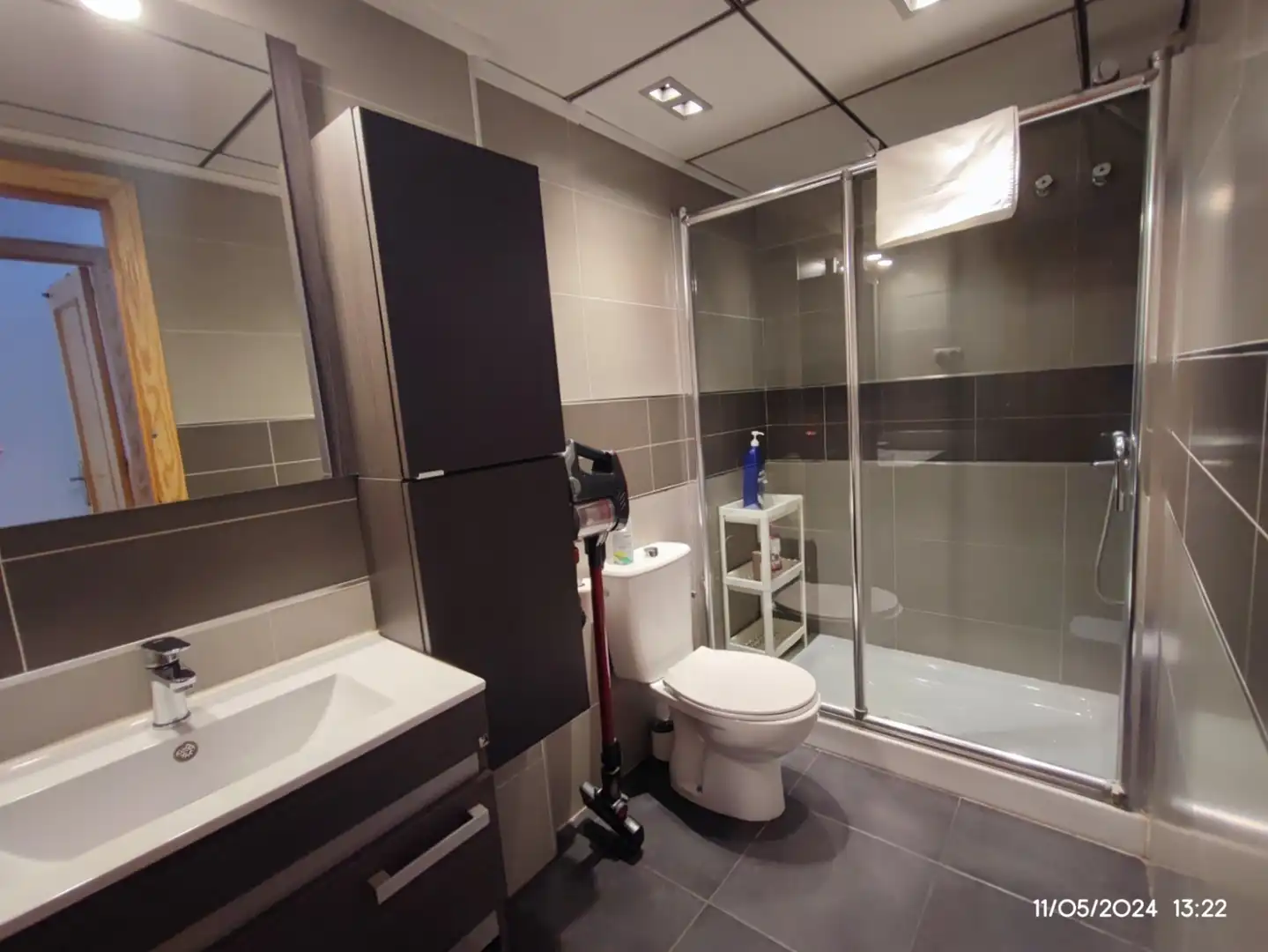 Badezimmer von Dachboden zur Miete in Santa Pola mit Klimaanlage, Heizung und Terrasse
