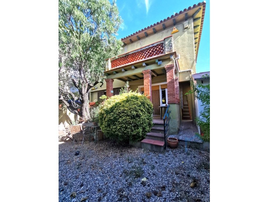 Exterior view of Single-family semi-detached for sale in Piera