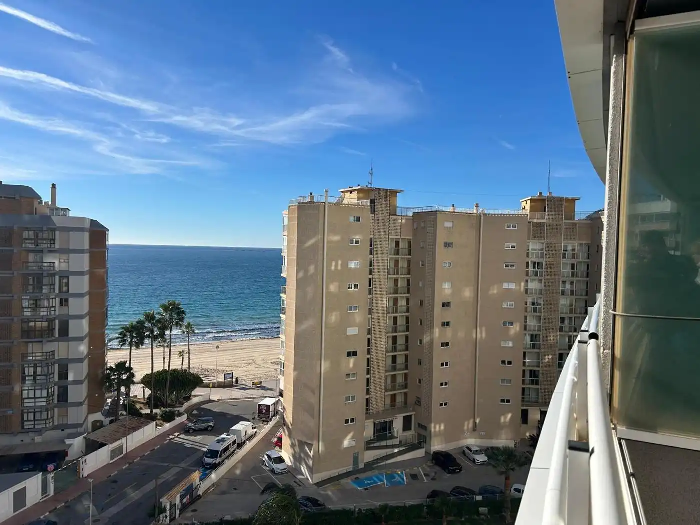 Apartamento con piscina en venta en Calle Dinamarca, imagen 2