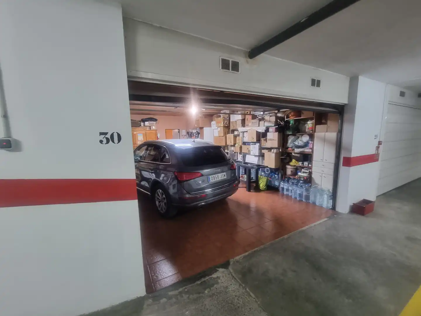 Aparcament de Casa o xalet en venda en Almería amb Aire condicionat, Calefacció i Jardí privat