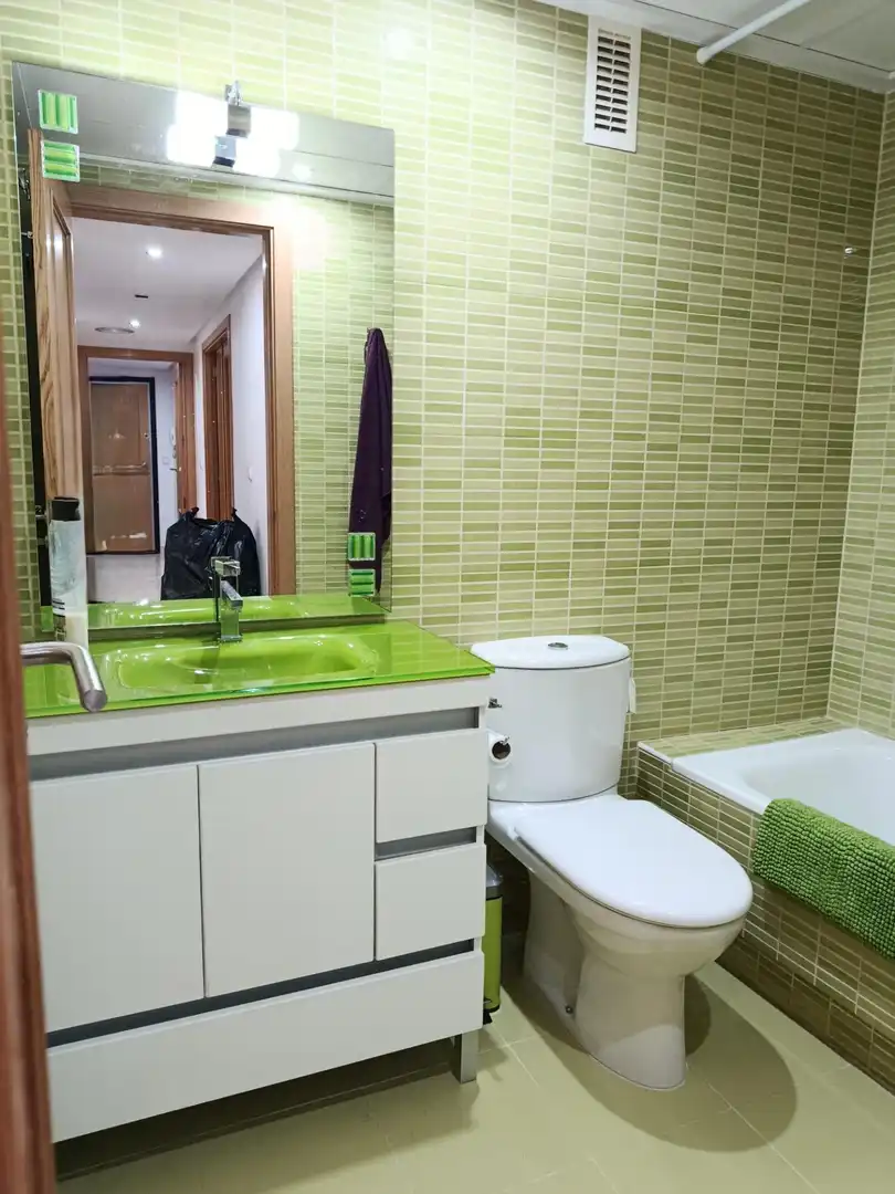 Bathroom of Flat for sale in Lorca  with Air Conditioner, Heating and Storage room