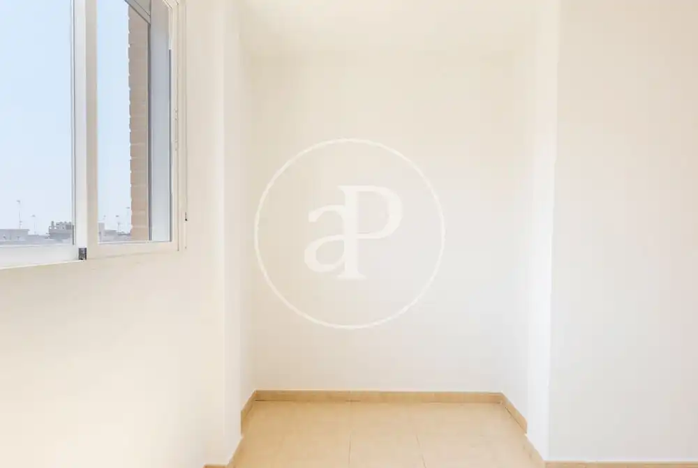 Wohnung zur Miete in Sagunto / Sagunt mit Klimaanlage, Heizung und Terrasse