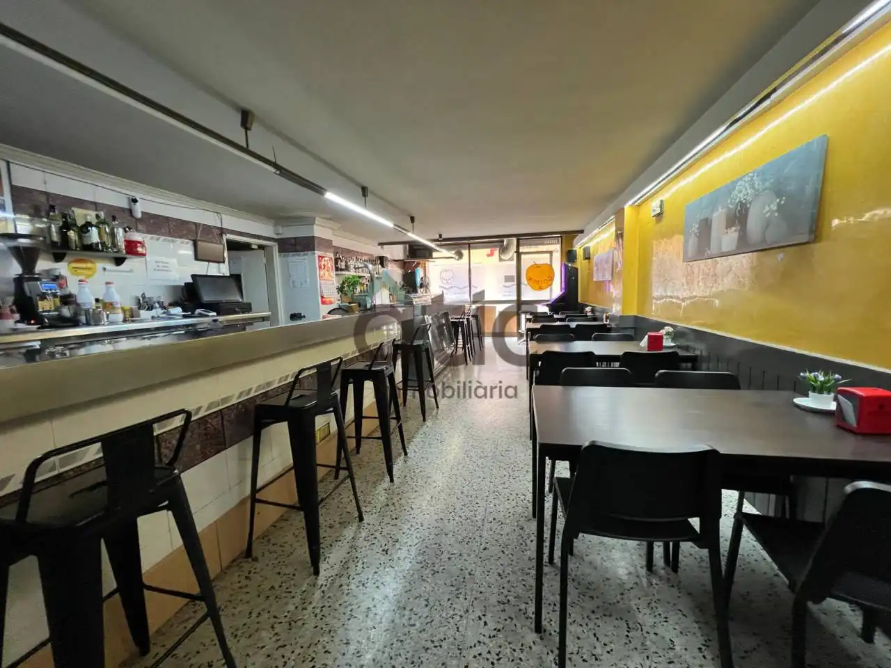 Commercial properties for rent in Manresa