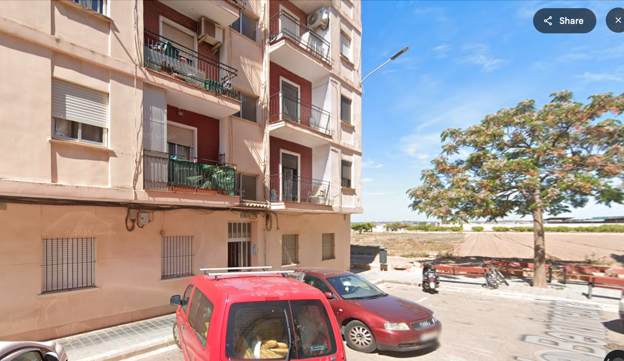 Vista exterior de Apartamento de alquiler en  Valencia Capital con Calefacción y Balcón