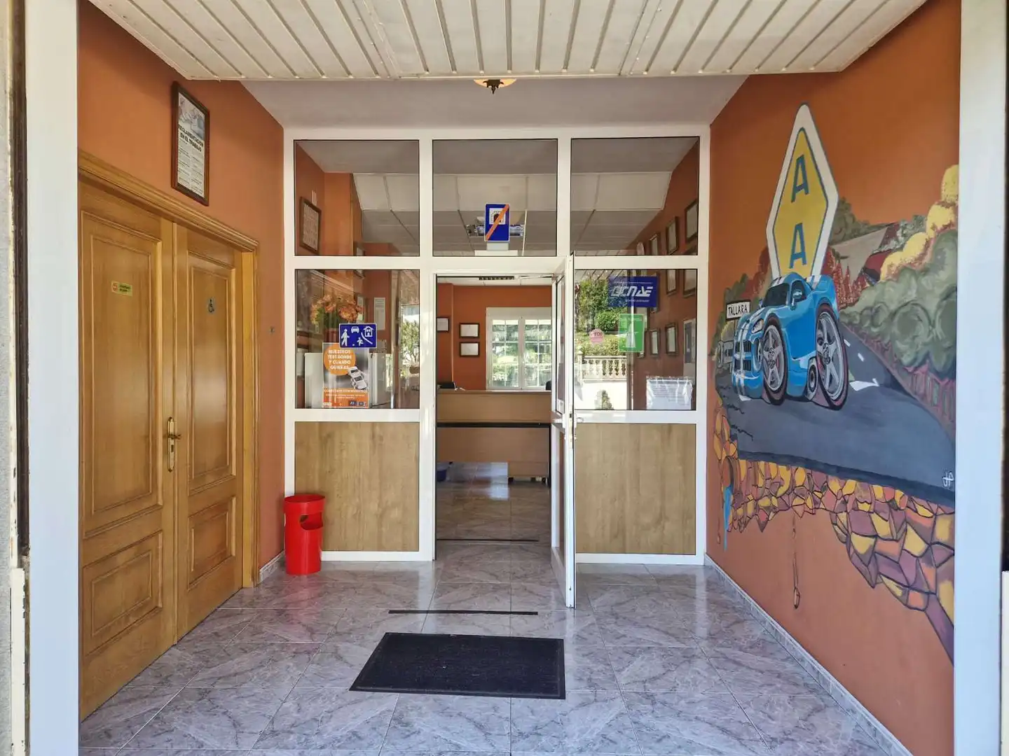 Local de alquiler en Lousame con Amueblado