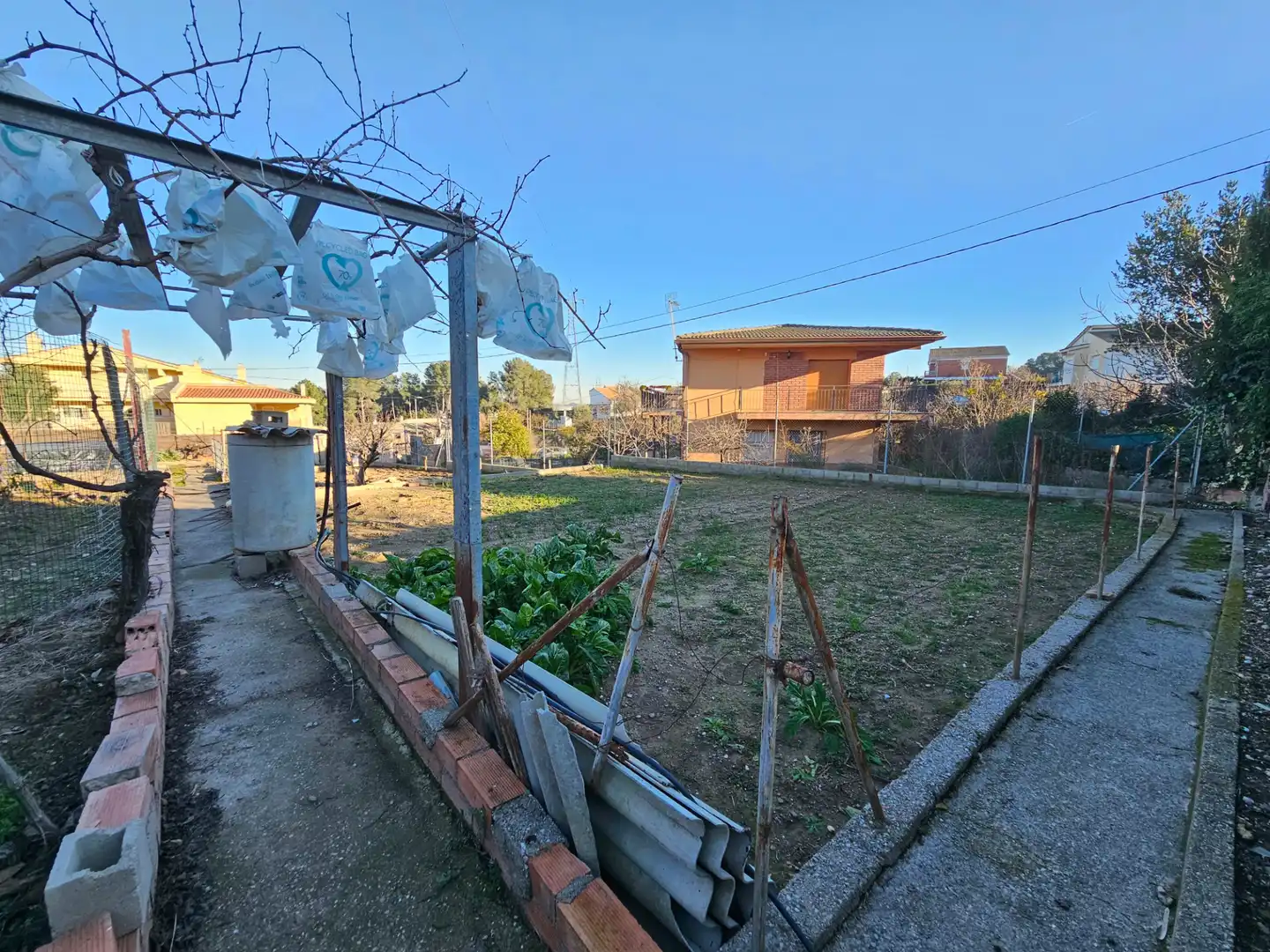 Terreny residencial en venda a Carrer Segre, imagen 3