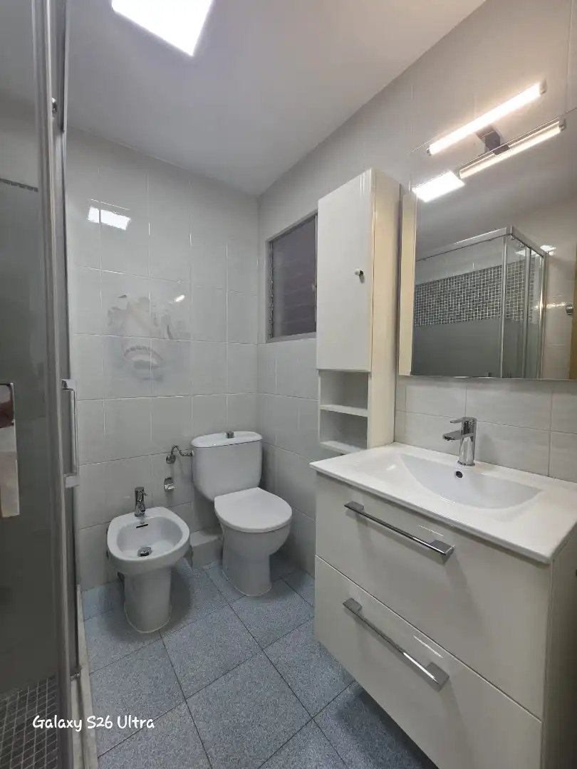 Baño de Piso de alquiler en Alcoy / Alcoi con Trastero, Amueblado y Horno