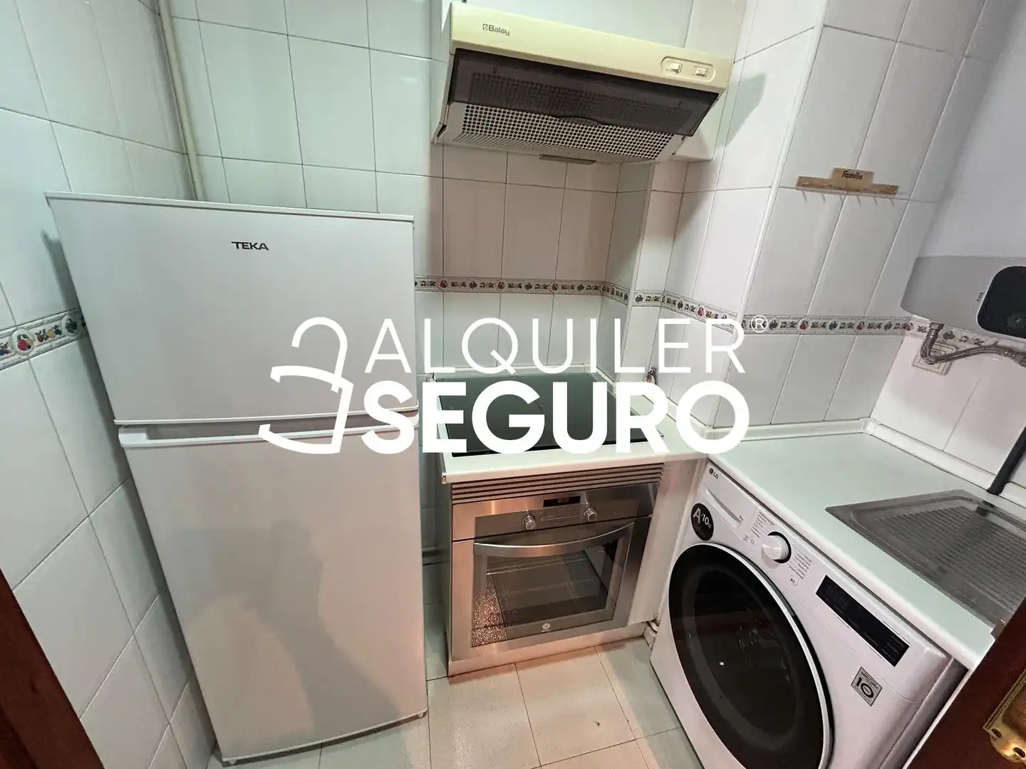 Cocina de Piso de alquiler en Madrid con Aire acondicionado, Calefacción y Amueblado