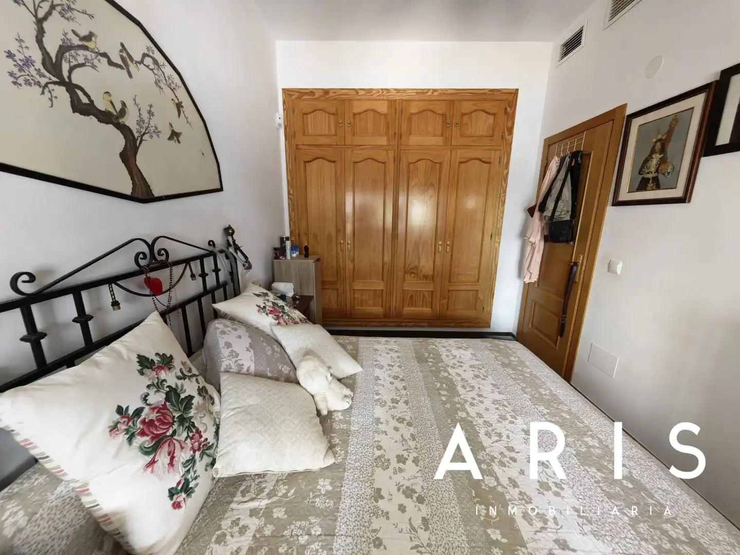 Habitación de Casa adosada en venta en Alhaurín de la Torre con Aire acondicionado y Piscina
