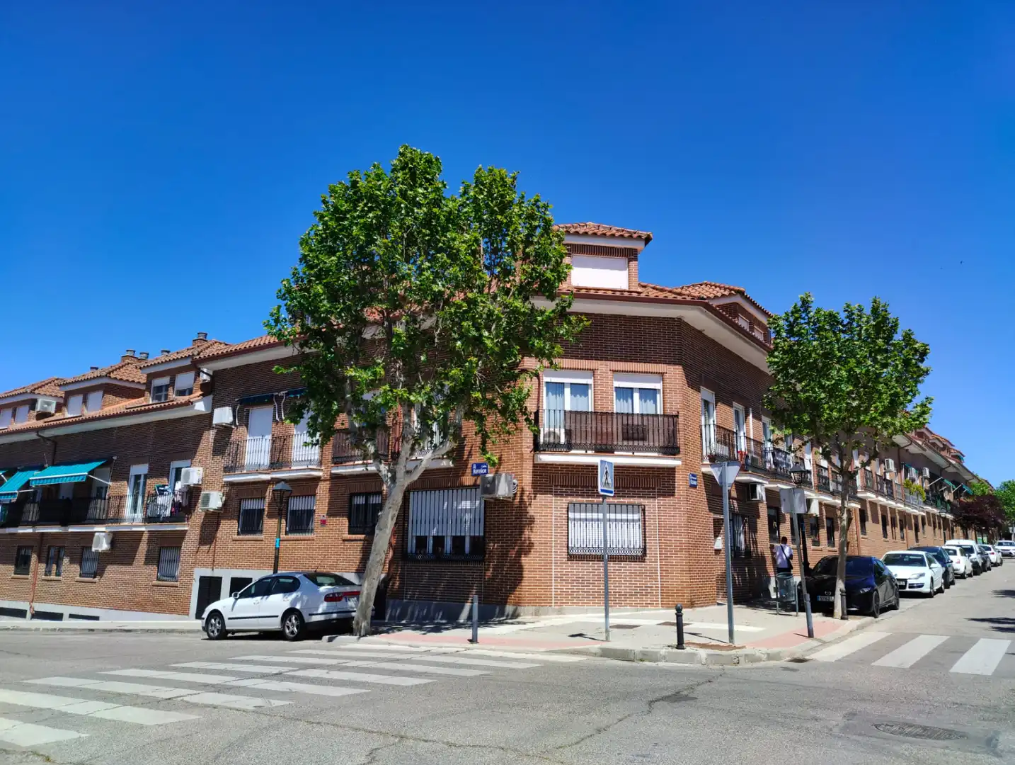 Vista exterior de Planta baixa en venda en Sevilla la Nueva amb Aire condicionat, Calefacció i Parquet