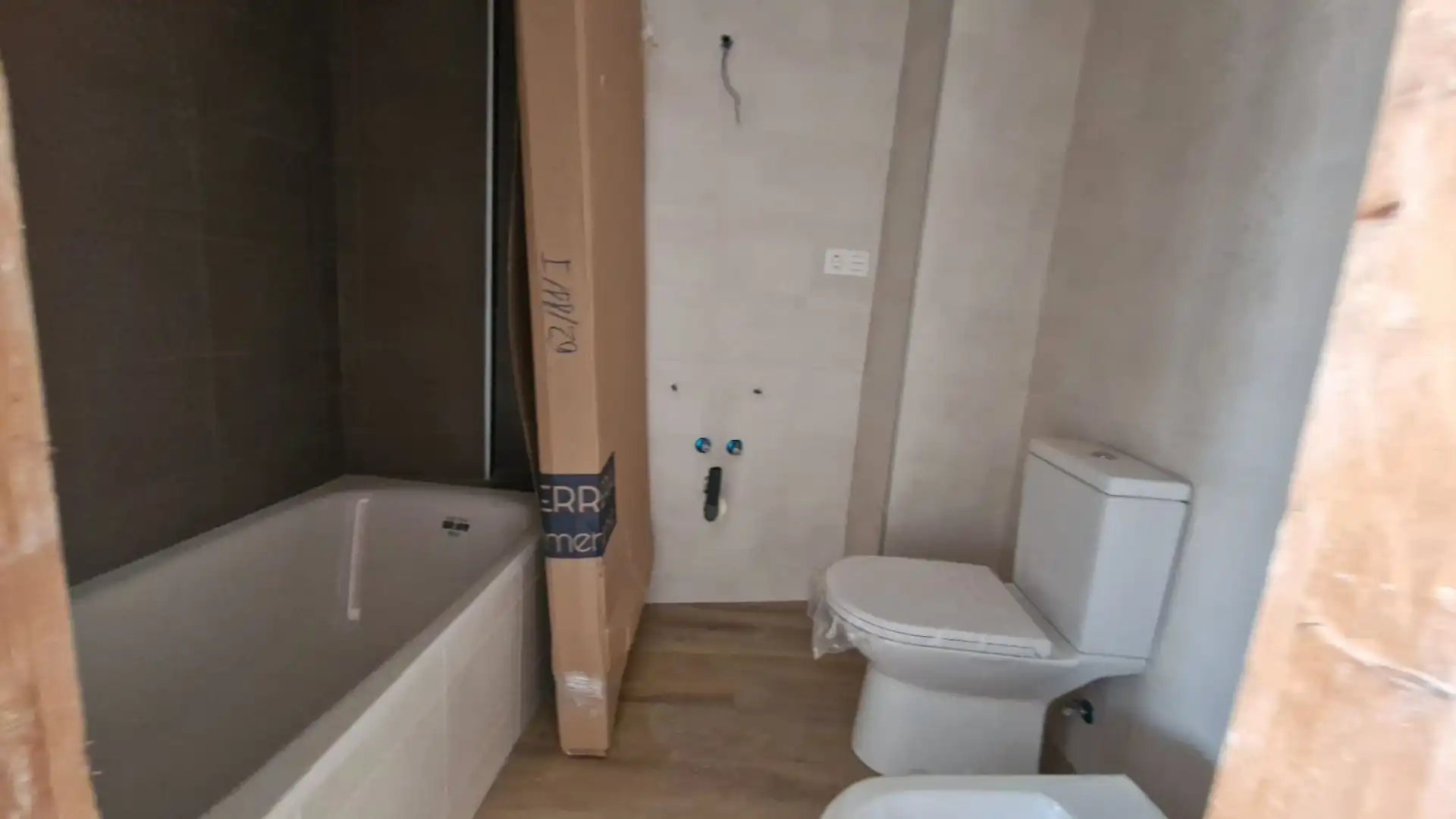 Bathroom of Flat for sale in Almería