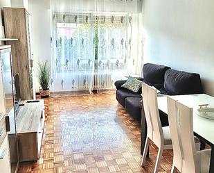 Sala d'estar de Apartament en venda en  Logroño amb Calefacció, Parquet i Terrassa