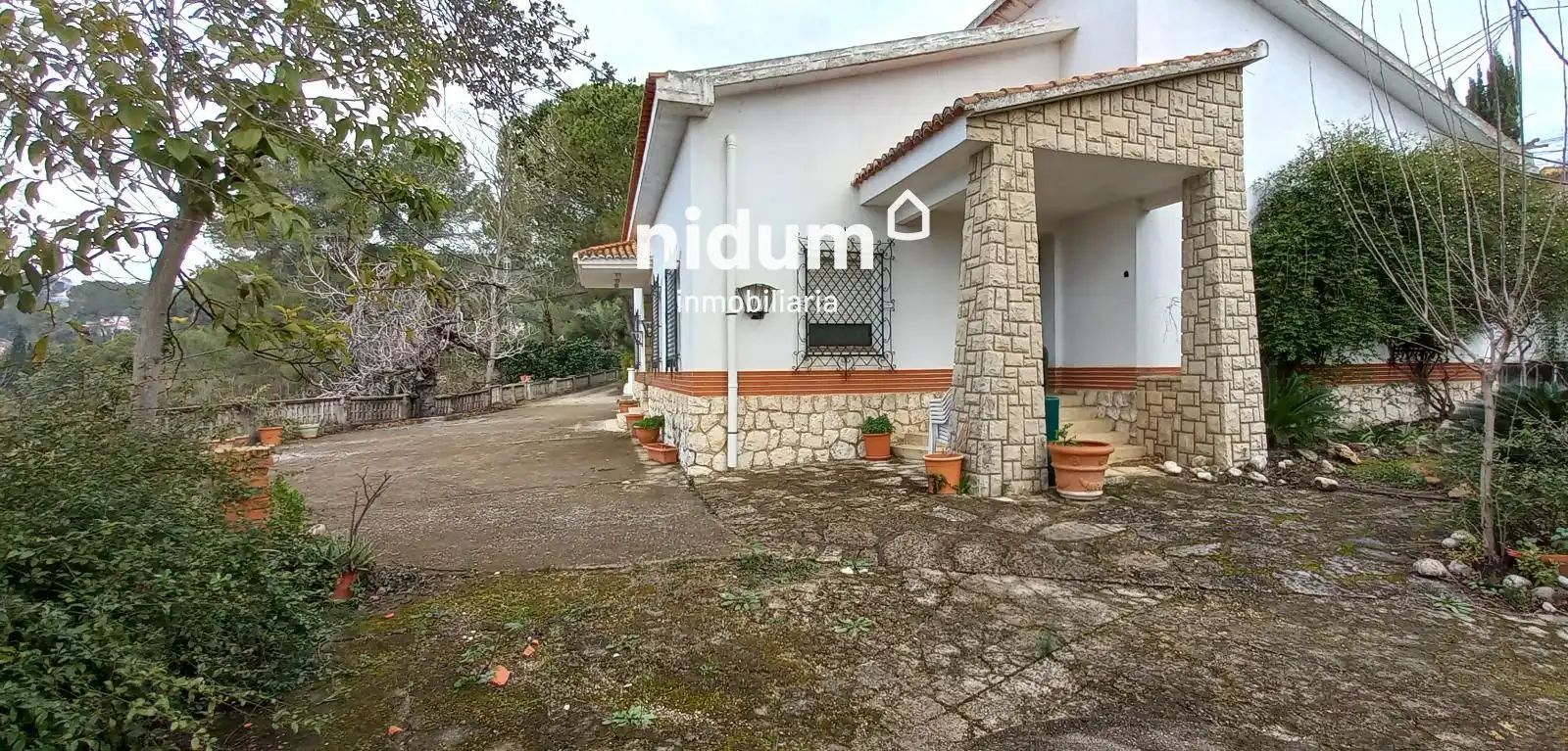 Vista exterior de Casa o xalet en venda en Xàtiva amb Aire condicionat, Traster i Piscina