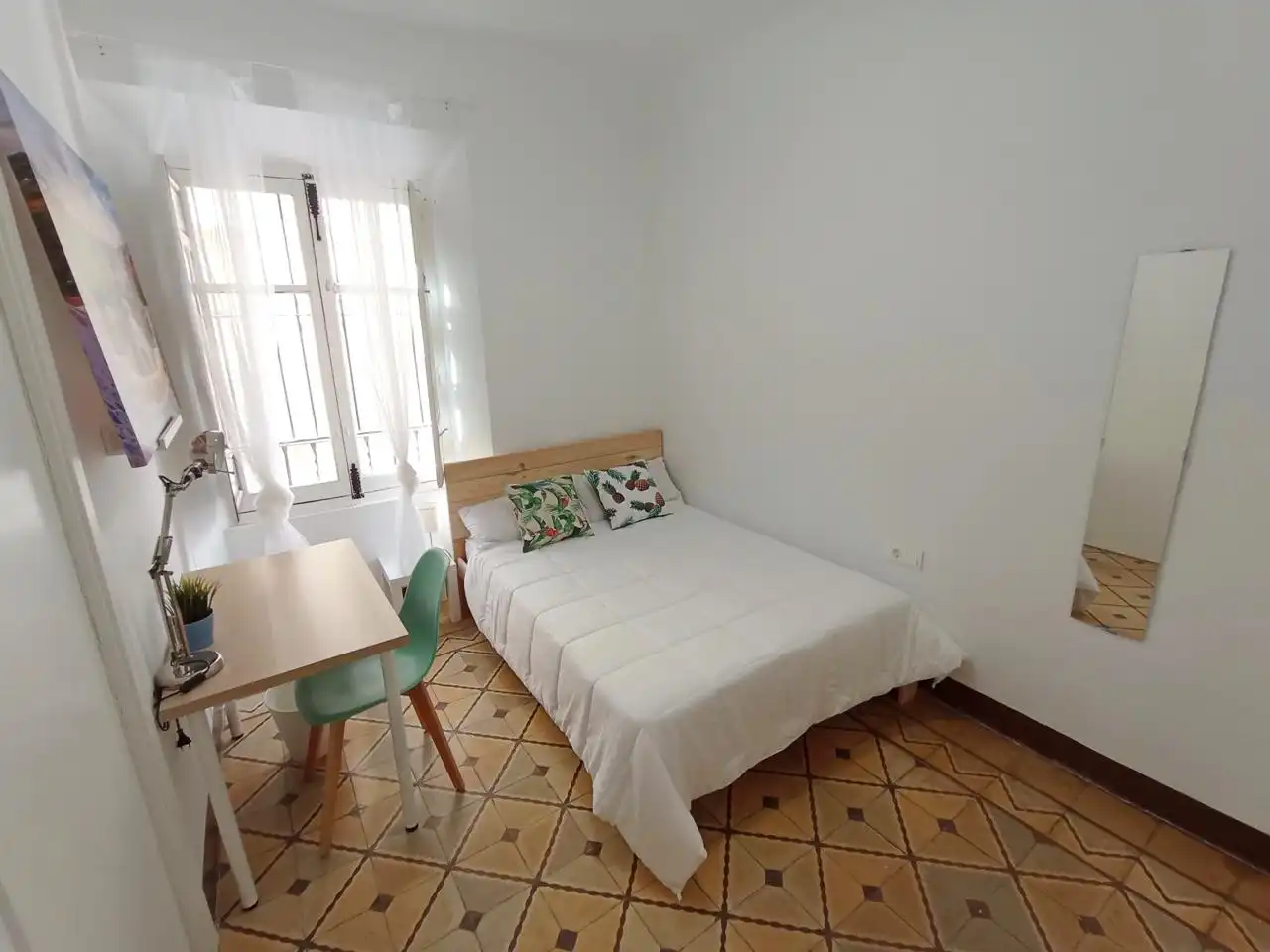 Ground floor for rent in Santa Teresa, Centro - Sagrario
