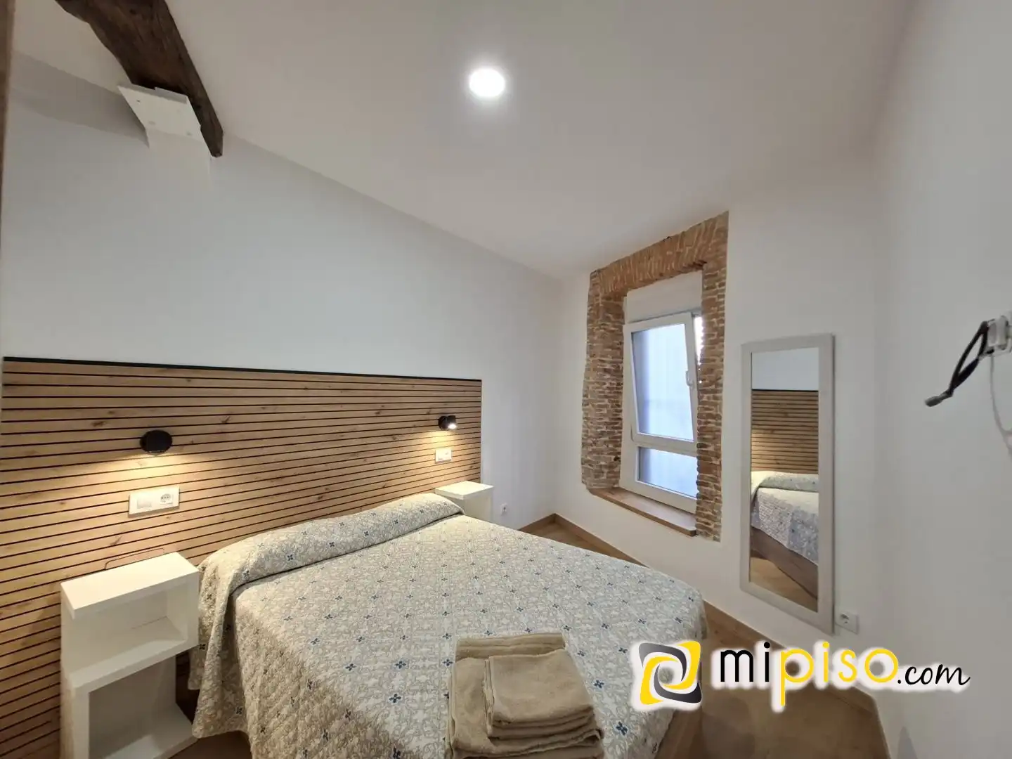 Schlafzimmer von Wohnung zur Miete in Laredo mit Möbliert