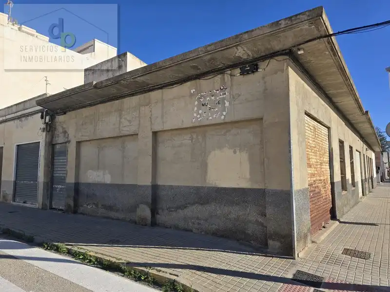 Terreno residencial en venta en Carrer 2 de Maig 182