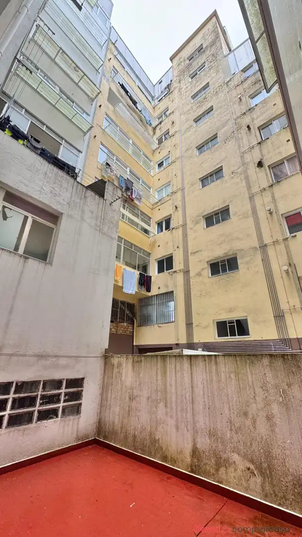 Vista exterior de Piso en venta en Vigo  con Calefacción, Terraza y Balcón