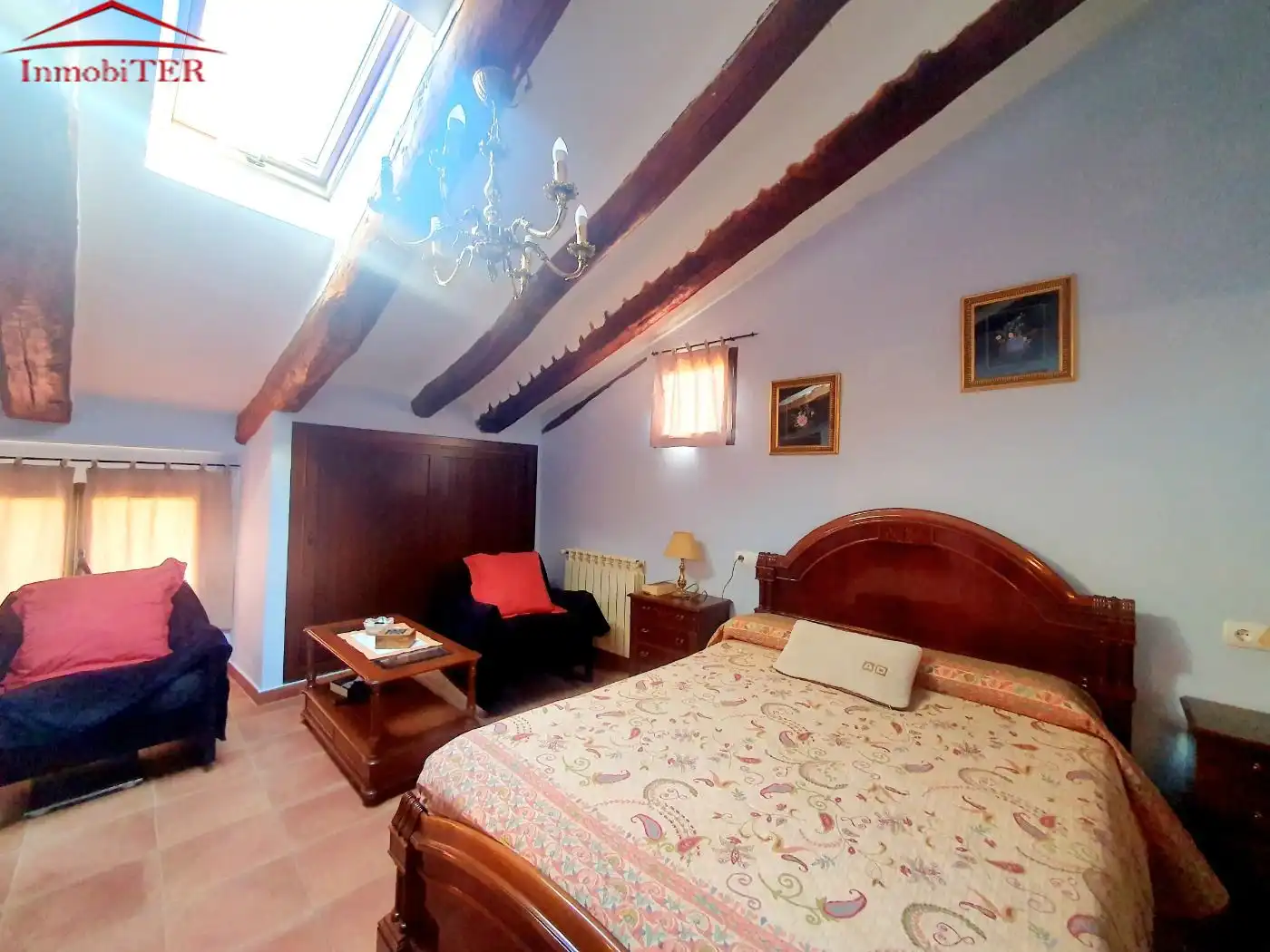Habitación de Casa o chalet en venta en Alfambra con Calefacción, Terraza y Trastero