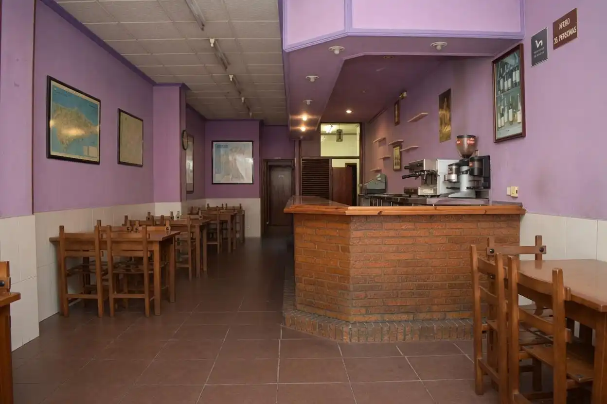 Local comercial en venda a Calle FELIX ARAMBURU 3