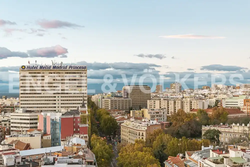Vista exterior de Piso de alquiler en Madrid con Aire acondicionado, Calefacción y Amueblado
