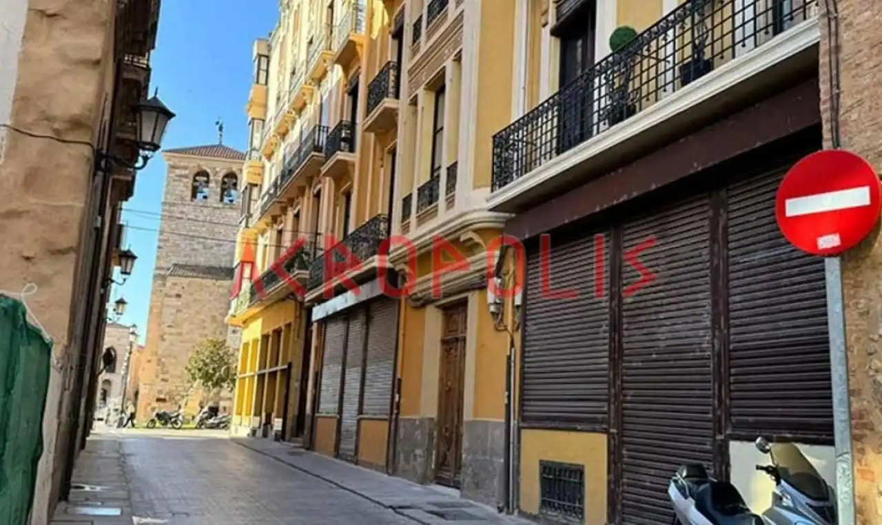 Local comercial en venda a Calle Ramon Alvarez