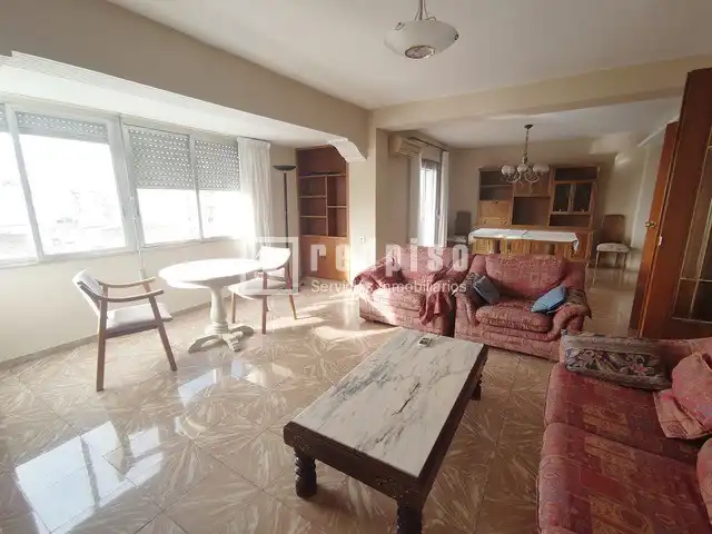 Piso con ascensor en venta en Centro, imagen 2