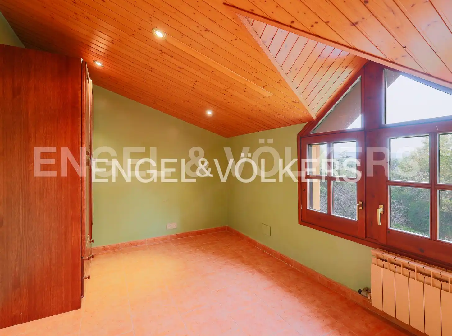 Comedor de Casa o chalet en venta en Montcada i Reixac con Calefacción, Jardín privado y Terraza