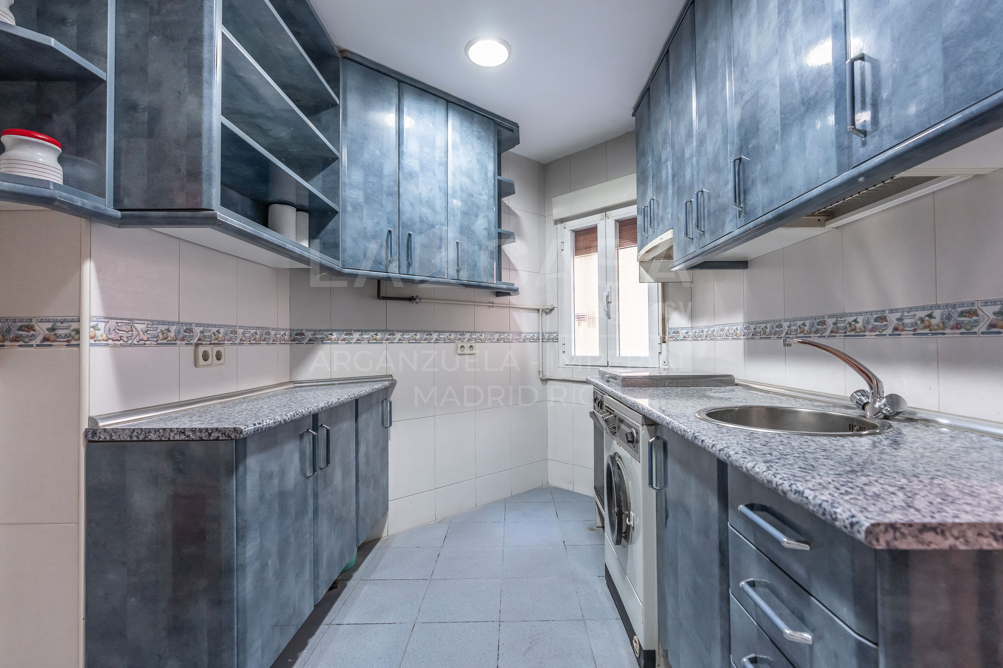 Cuina de Pis en venda en  Madrid Capital amb Calefacció i Traster