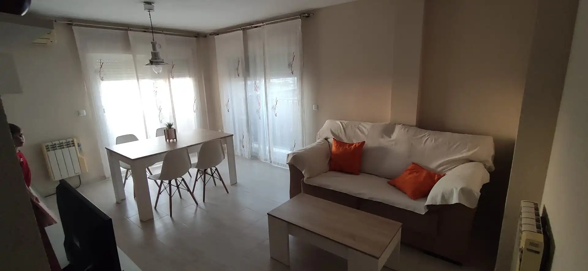 Flat for rent in Calle Hermanos Machado, El Parador de las Hortichuelas