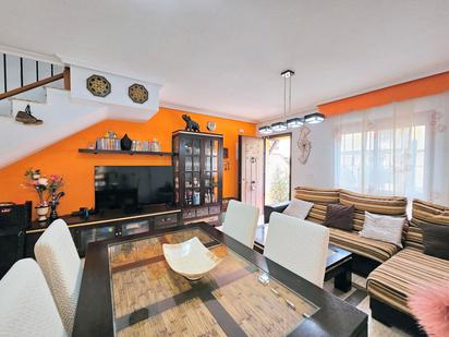Living room of Single-family semi-detached for sale in La Unión  with Air Conditioner, Terrace and Balcony