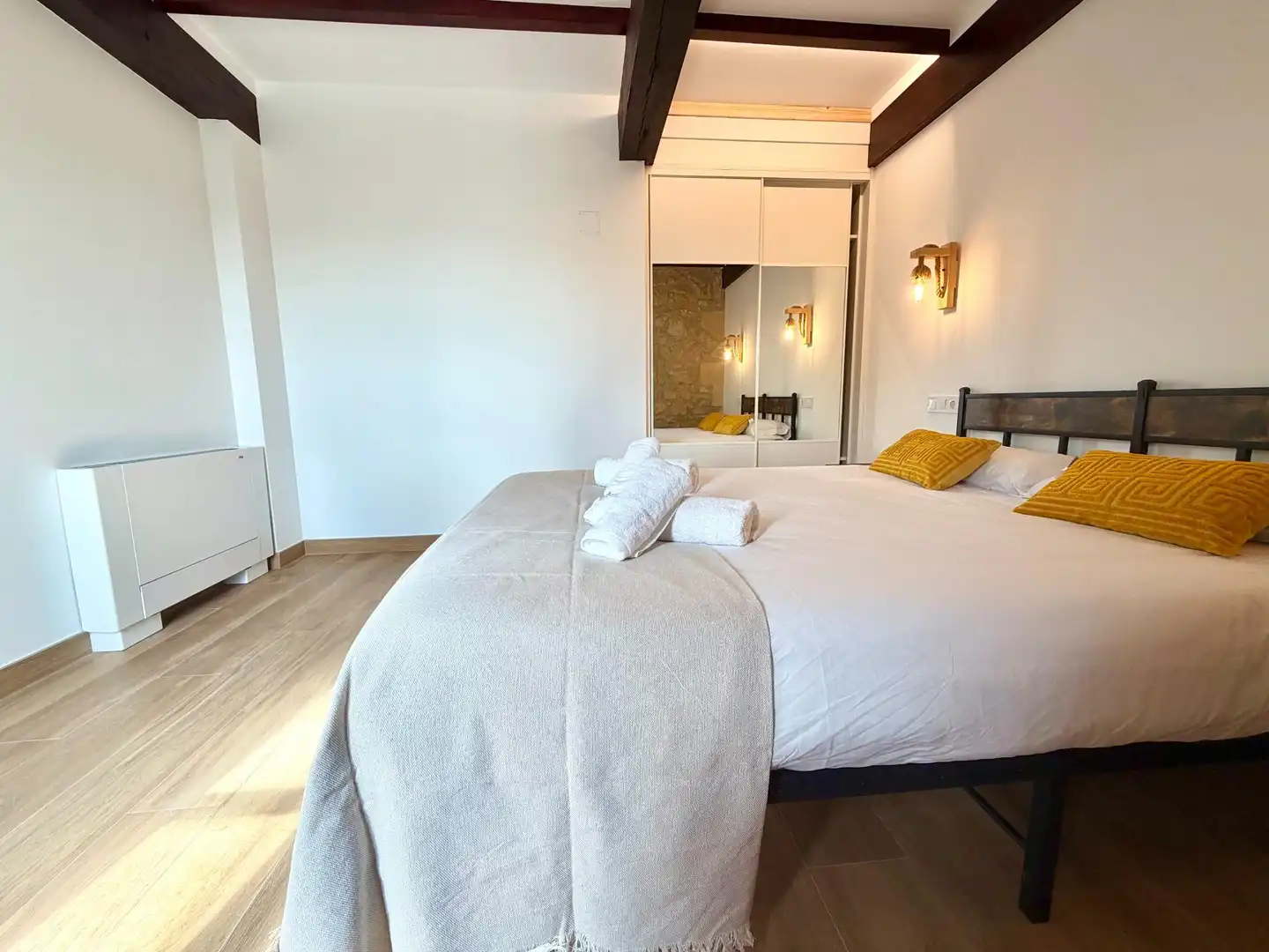 Schlafzimmer von Maisonette zur Miete in Miengo mit Heizung, Privatgarten und Terrasse