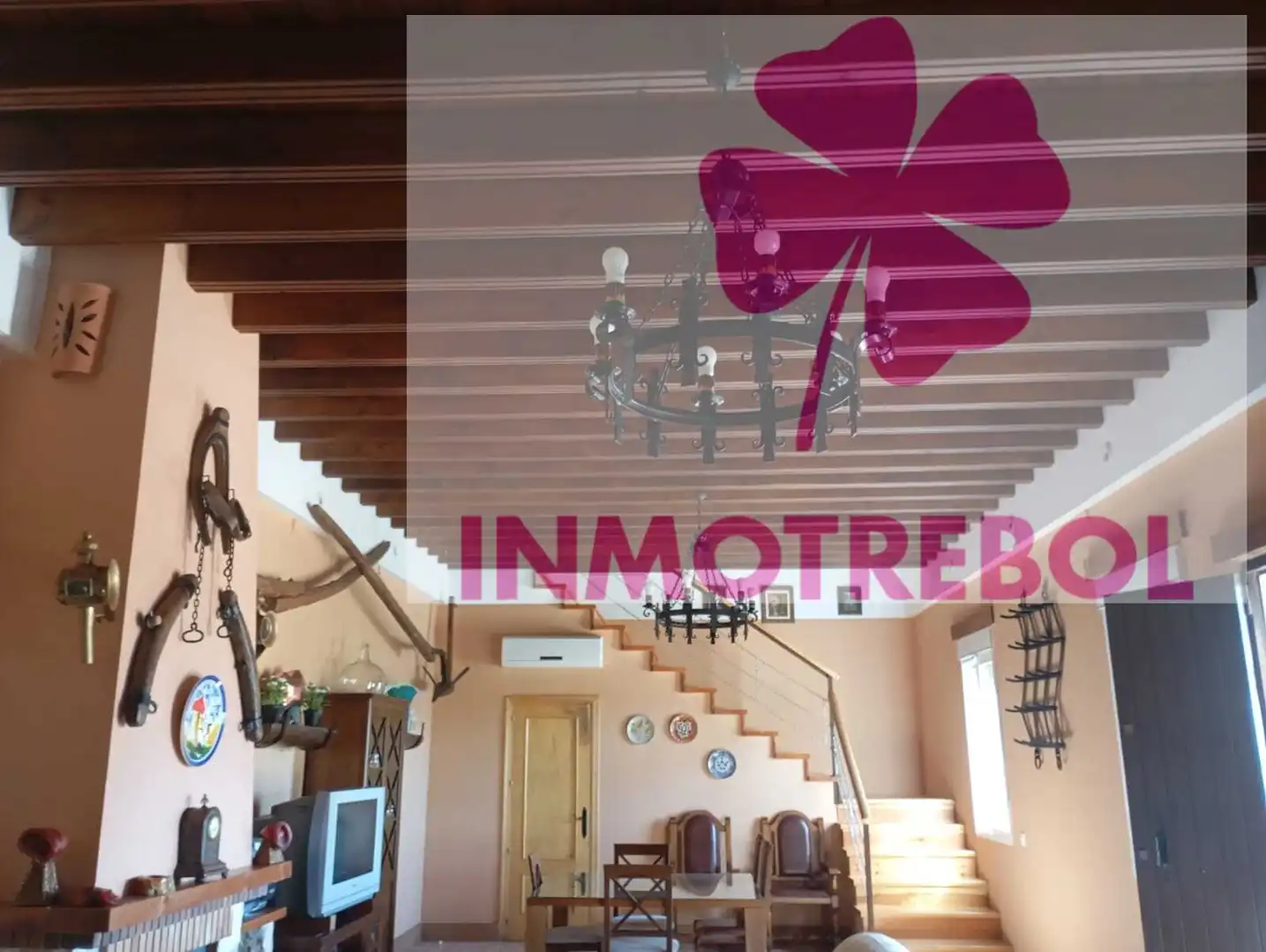 Houses for sale in Carrión de los Céspedes  with Air Conditioner, Heating and Private garden